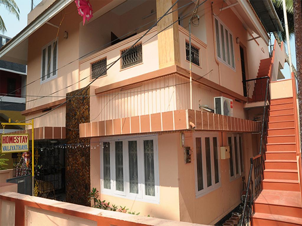 Valiyathayil Home Stay Kochi Exteriör bild