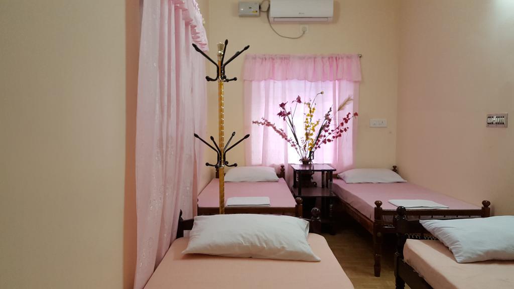 Valiyathayil Home Stay Kochi Exteriör bild